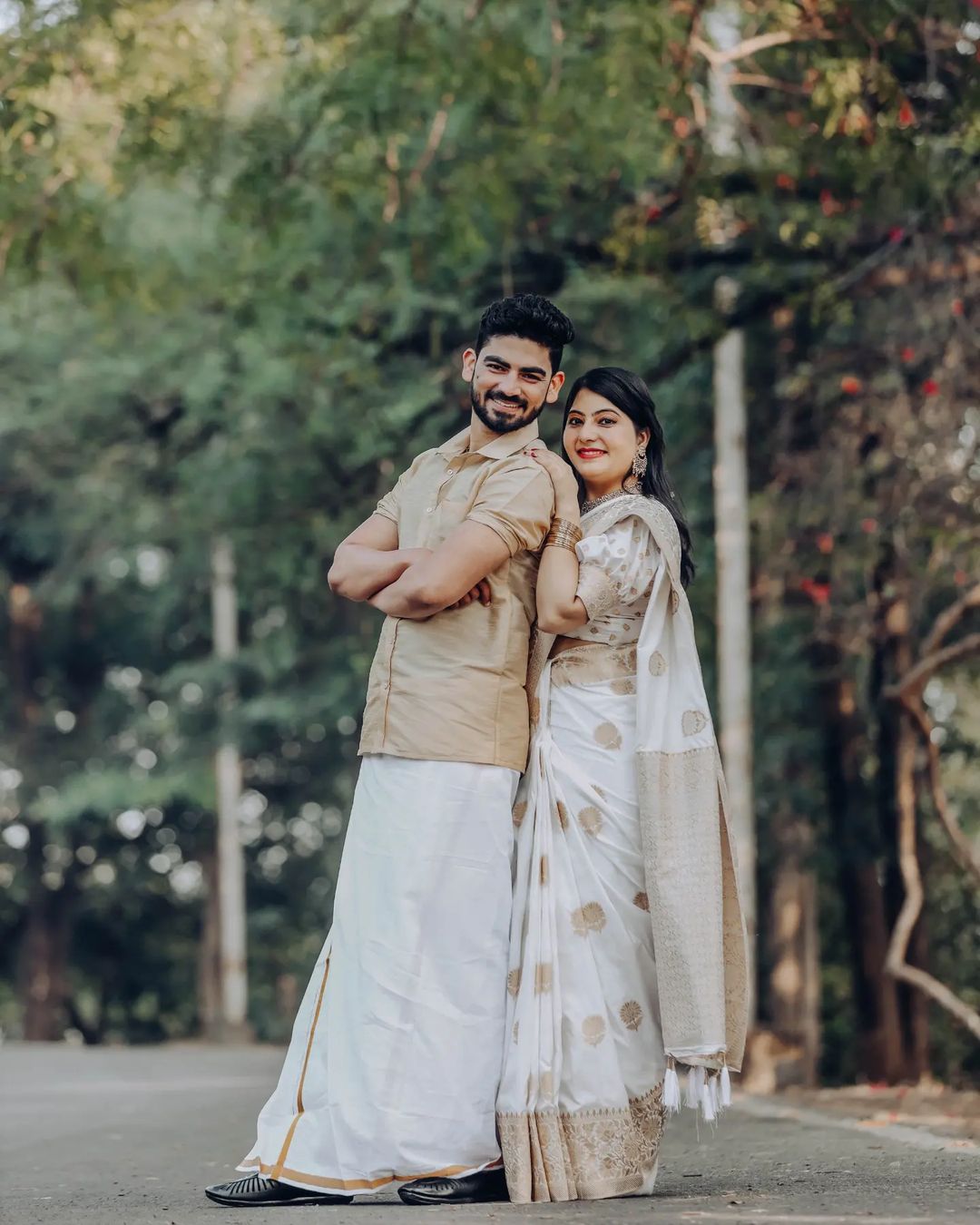 Stunning South Indian Couple Portraits That You Must Take Inspiration From!  – ShaadiWish